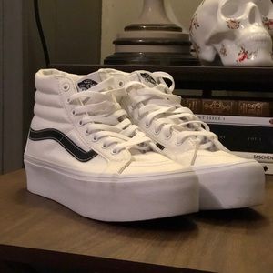 BRAND NEW High Top Platform Vans